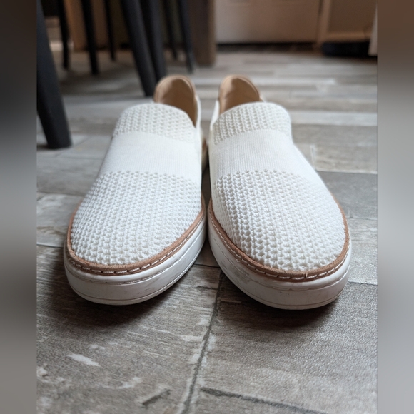 UGG Knit White Australia Sammy Slip On Women's Sneaker Size 10 - Picture 5 of 10